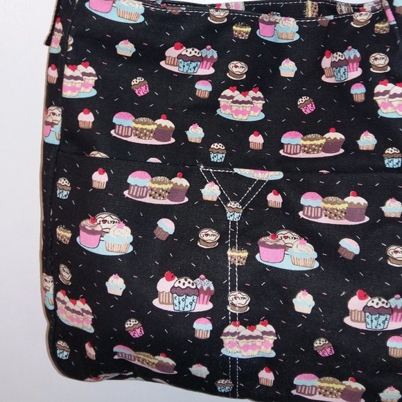 LYDC LONDON NWOT fun printed cupcake purse - Picture 5 of 6